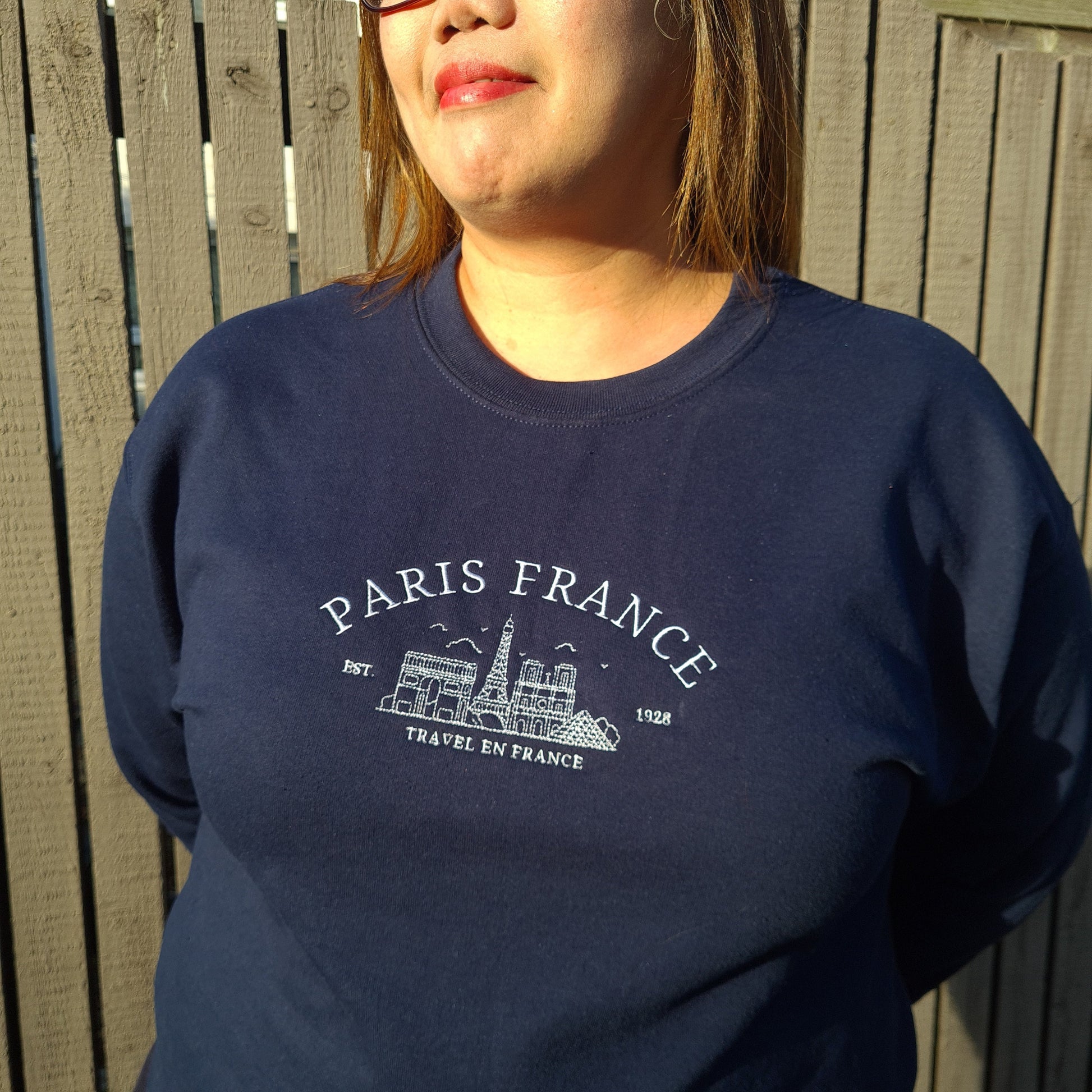 Paris Vintage Sweatshirt, Embroidered Crewneck, Vintage Oversized Sweatshirt, Vintage Sweatshirt, Eiffel Tower Crewneck, Paris Crewneck