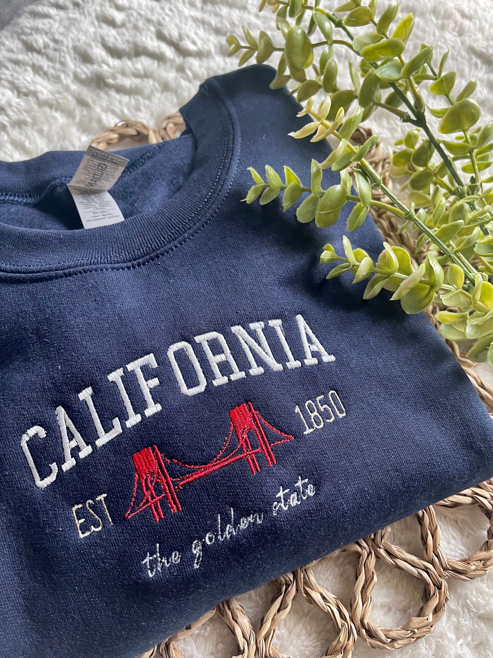 EMBROIDERED CALIFORNIA SWEATSHIRT California Crewneck Embroidered Crewneck California Gift for Friends Souviner Sweatshirt National Park