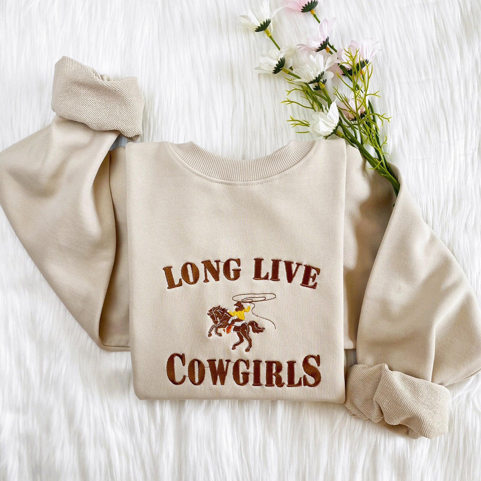 Long Live Cowgirls Embroidered Sweatshirt | Cowgirl Embroidered Hoodie | Vintage Western Sweater | Texas Girl Crew Neck Sweatshirt