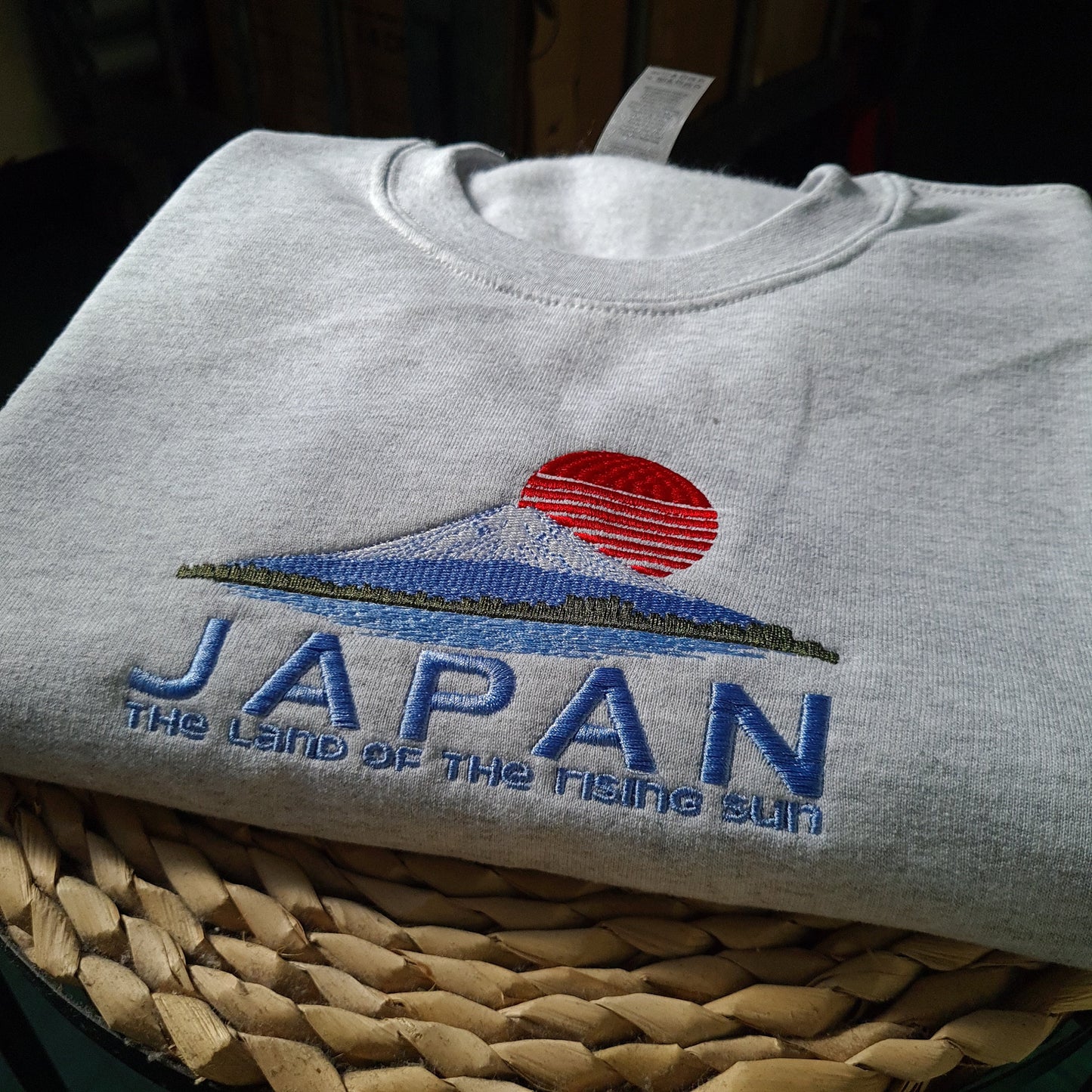 Japanese Fuji Mountain Embroidered Sweatshirt, Embroidered Mount Fuji Hoodie, Japanese Sweatshirt, Rising Sun Crewneck, Japanese Gift