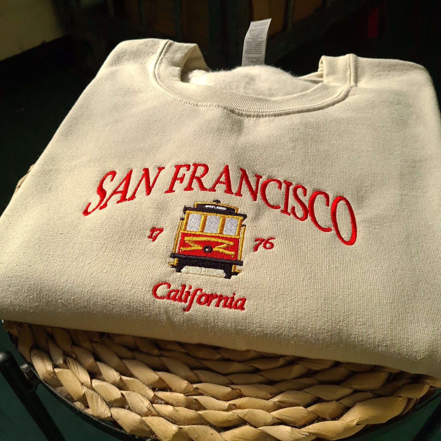 San Francisco Embroidered Sweatshirt, Vintage California Crewneck, Vintage Sweatshirt, Embroidered Vintage Sweatshirt, Gift for her