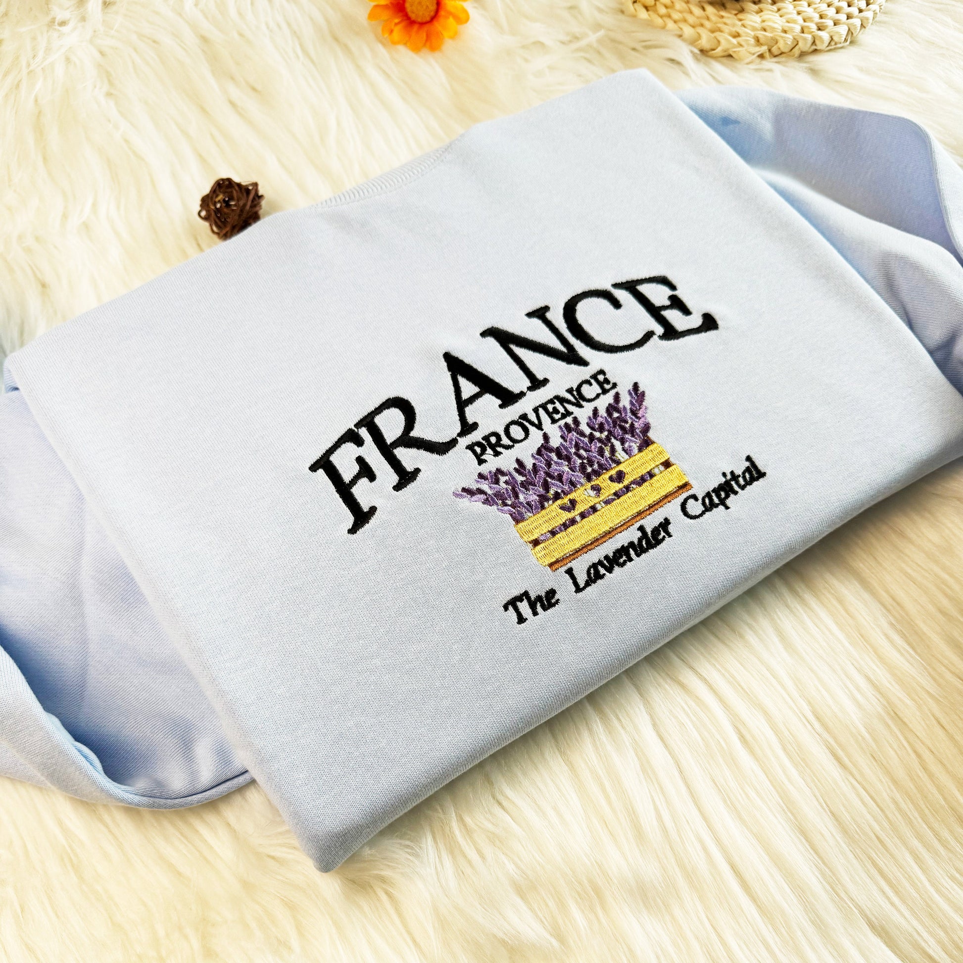 France Provence Embroidered Sweatshirt, Lavender Embroidered Hoodie, Souvenir Sweatshirt,Unisex Sweatshirt For Man and Women,Travel Gift